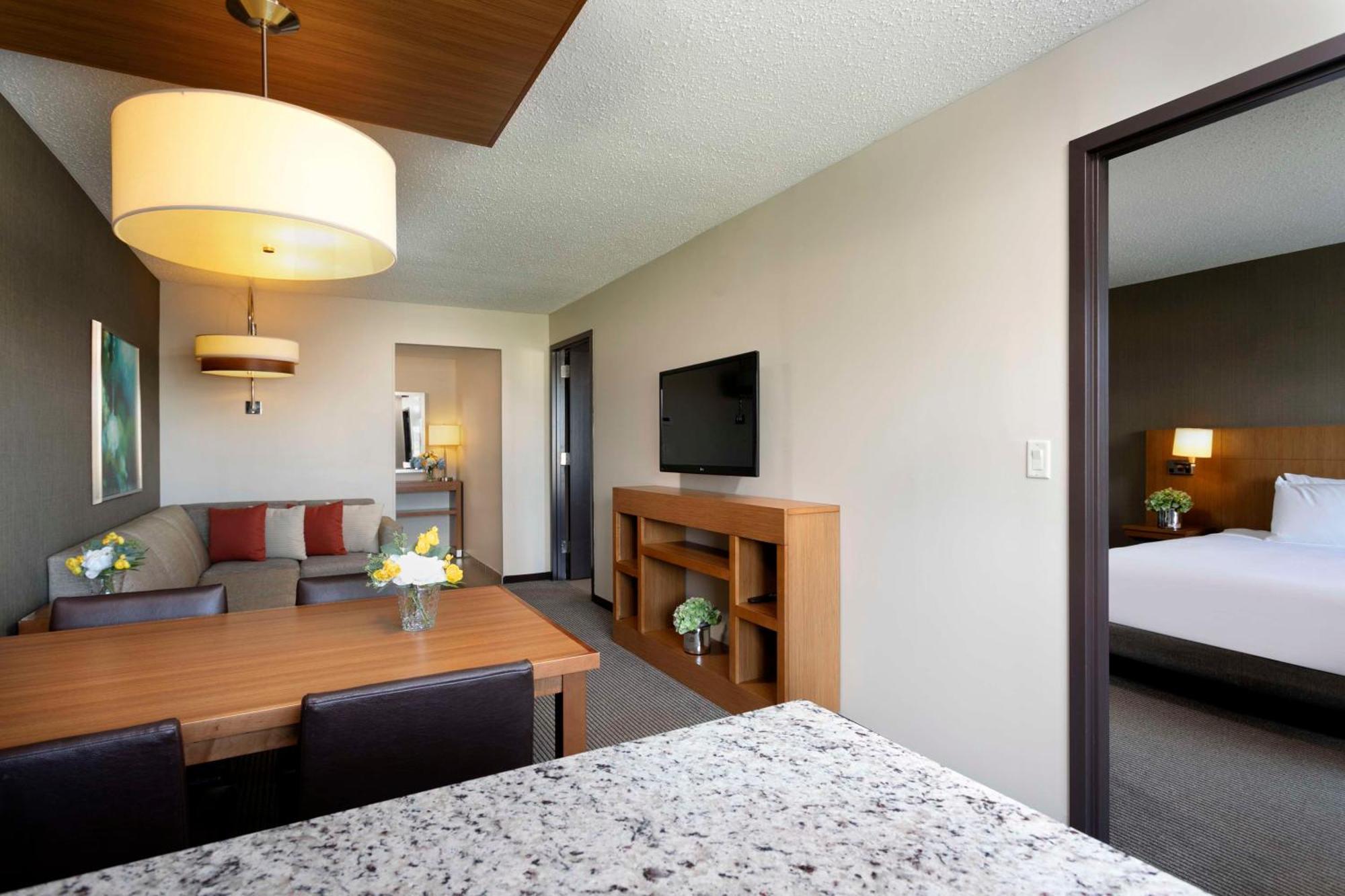 Hyatt Place מנאטי מראה חיצוני תמונה
