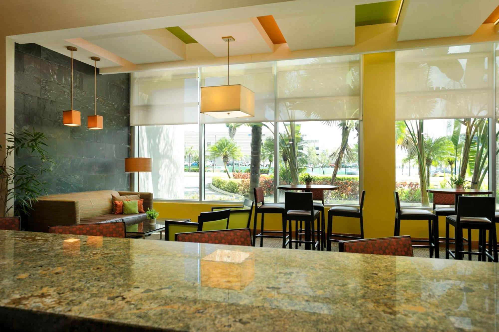 Hyatt Place מנאטי מראה חיצוני תמונה