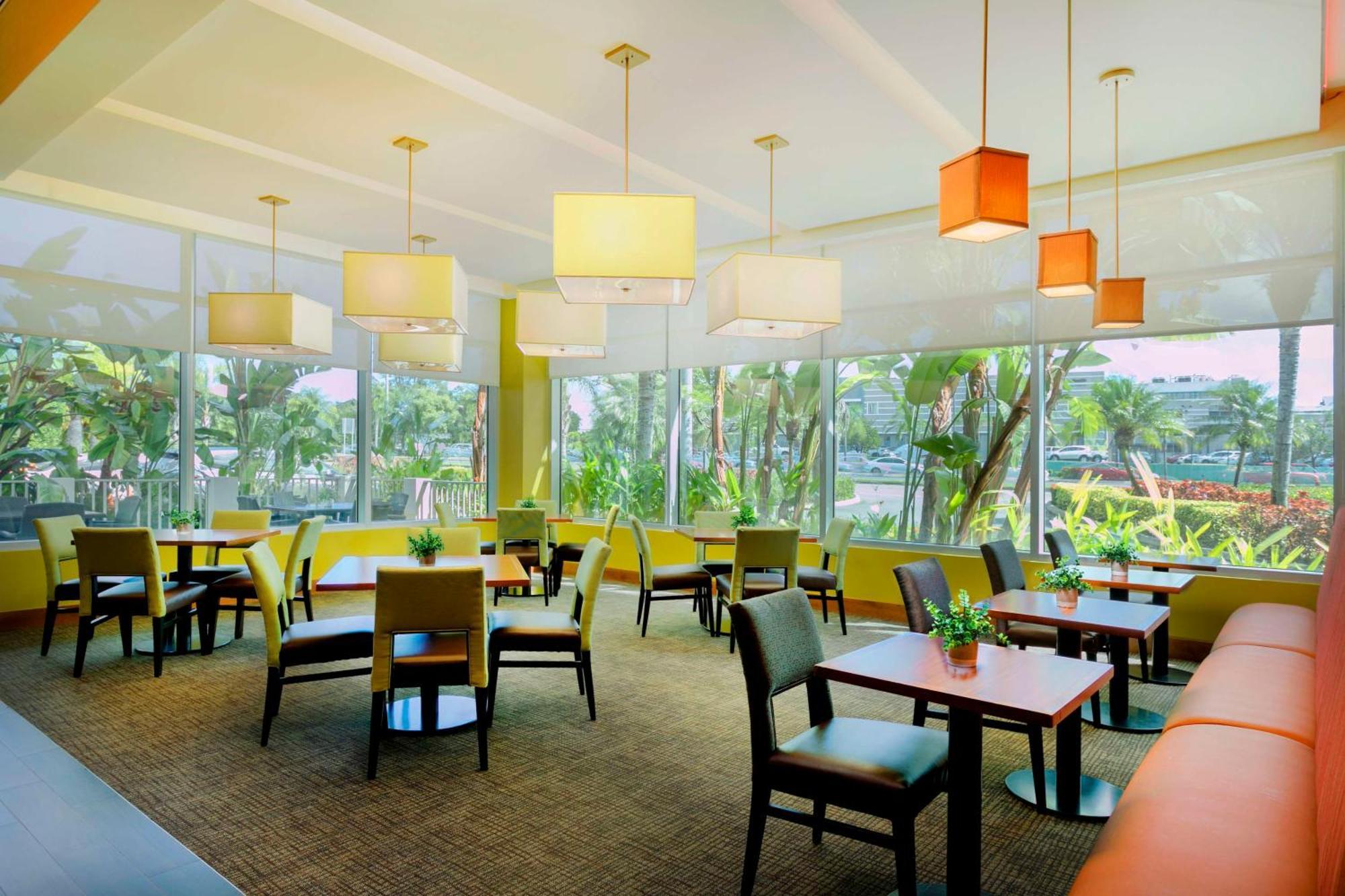 Hyatt Place מנאטי מראה חיצוני תמונה