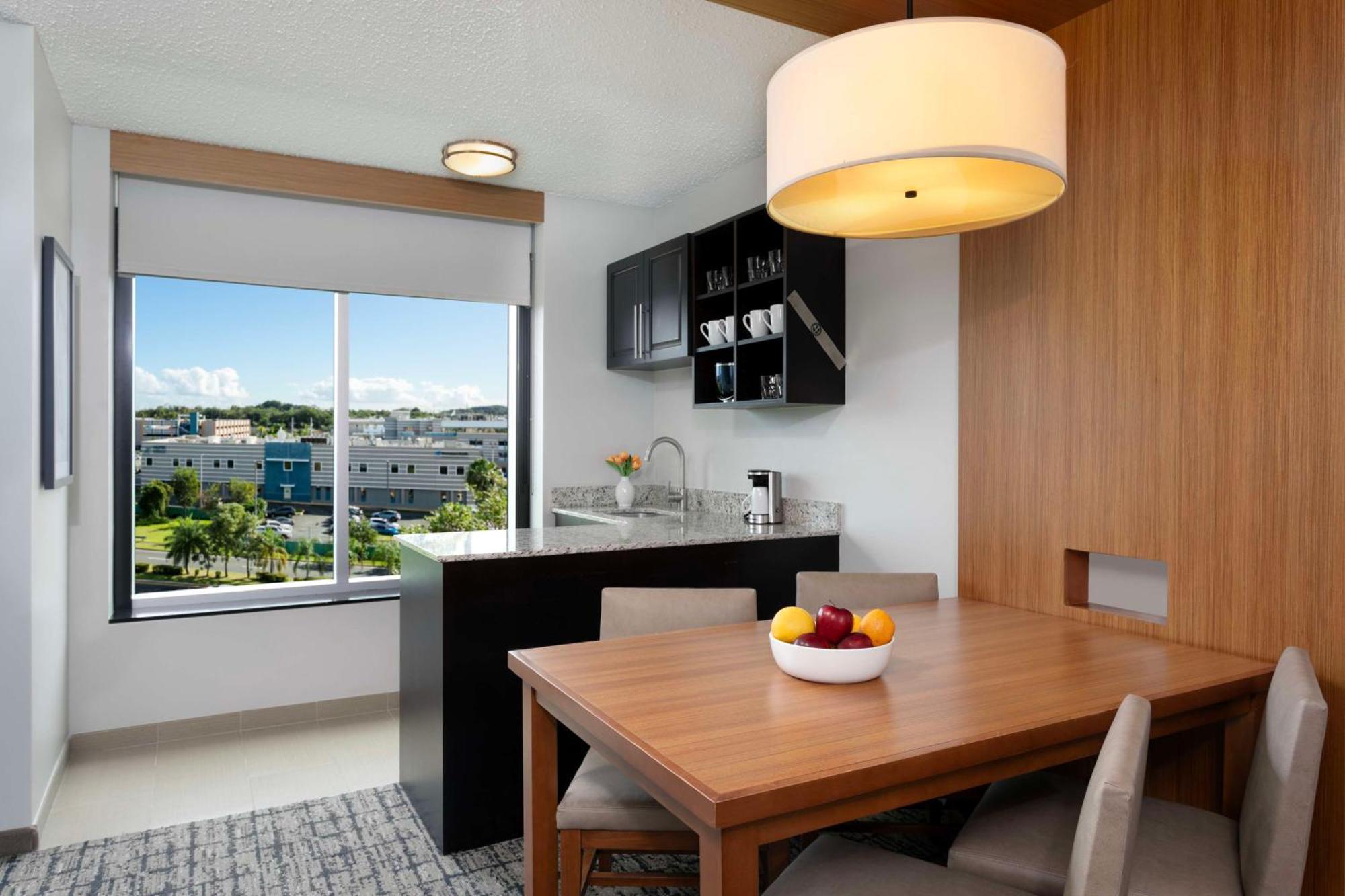 Hyatt Place מנאטי מראה חיצוני תמונה